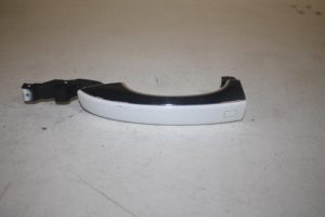 17804055 – 4H0837205B – Türgriff 4-türig links vorne