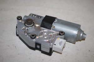 17804698 – 4G8959591 – Schuifdak Motor