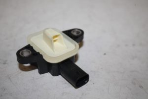 17818533 – 4H0955557 – Airbag Sensor
