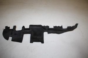 17826915 – 8E0121283B – Luchtgeleider