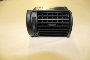 17786196 – 8D182090101C – Luchtrooster Dashboard