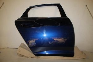 17828575 – 4K5833052BX5H – Portier 4Deurs rechts-achter