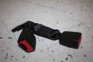 17815264 – 8W0857739CMNB – Veiligheidsgordel Insteek links-achter