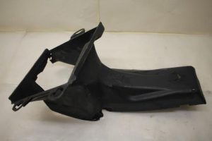 17797477 – 4F0145334 – Luchtgeleider