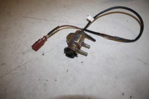 17822590 – 04L131113J – Adblue injector