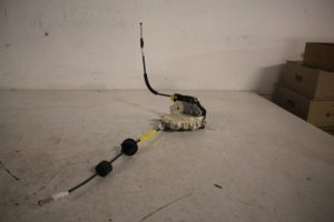 17807589 – 8J1837016D – Türschlossmechanik 4-türig rechts vorne