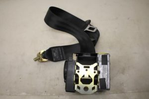 17796619 – 4B9857805V04 – Veiligheidsgordel links-achter