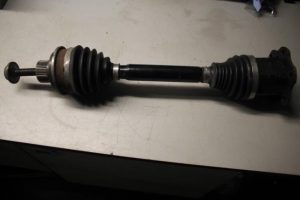 17810977 – 8W0407271D, 8W0407271L – Front drive shaft, left