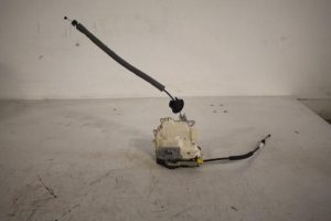 17805996 – 8J1837016C – Türschlossmechanik 4-türig rechts vorne