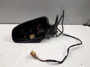 19028346 – 8E1858531G01C – Außenspiegel links