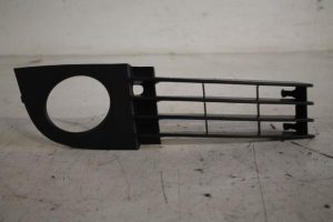 17813215 – 4B0807682T01C – Bumper Rooster