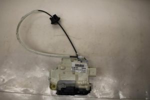 17796252 – 8H2837016 – Türschlossmechanik 4-türig rechts vorne