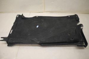 17832176 – 4G0825215F – Beschermplaat bodem