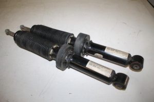 17827634 – 7L8513029G – Schokdemper set