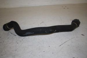 17811607 – 8K0121101M – Radiator hose