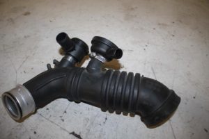 17824546 – 06A133356B – Air intake hose