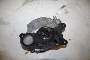 17821093 – 03L145100F – Vacuum pump (diesel)