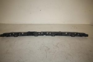 17806081 – 4G9807458A – Bumpersteun midden-achter