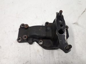 21536011 – 059145195G – Stütze (sonstige)