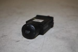 17824631 – 8N0927134B98 – ESP Schakelaar