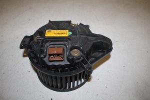 17831108 – 8E1820021B – Heizung Belüftungsmotor