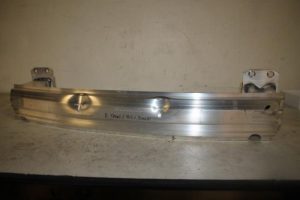 17823328 – 4KE807309C – Stoßstangeträger hinten