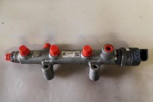 17793963 – 059130090BT – Kraftstoffverteiler