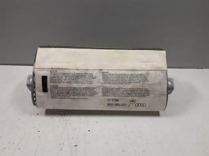 22287729 – 8D0880201J – Airbag rechts (Armaturenbrett)