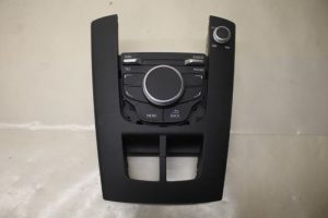 17798587 – 8V0919614P – Regeleinheit Multi Media