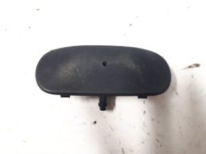 18978770 – 81A9559887A – Ruitensproeier voor