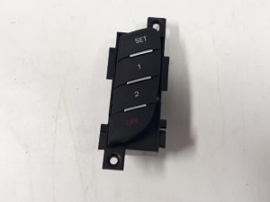 20657772 – 4G09597695PR – Sitzverstellung Schalter