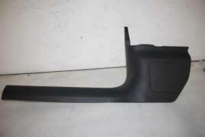 17827951 – 4K28672714PK – A-stijl Afdekkap links