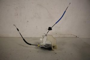 17824093 – 8J1837015F – Türschlossmechanik 4-türig links vorne