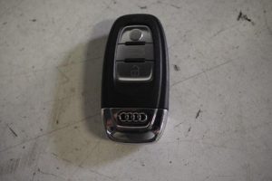 17805665 – 8K0959754H4PK – Key