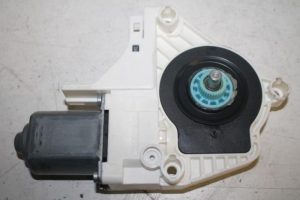 17804664 – 8K0959811A – Door window motor