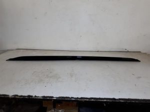 20589883 – 4K8854868AY9B – Seitenschürze rechts