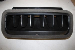 17818240 – 4M1858431 – Luchtgeleider