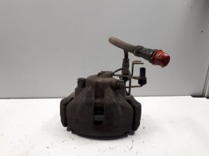 19050748 – 4B0615124 – Remklauw (Tang) rechts-voor