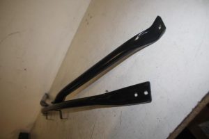 17807709 – 8R0805629C – Steun (diversen)