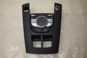 17797762 – 8V0919614E – Regeleinheit Multi Media