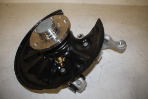 17820539 – 5QF505434C – Knuckle, rear right