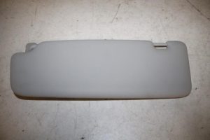 17822346 – 8U0857552CFT9 – Zonneklep