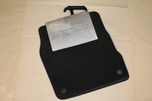 17786549 – 4B3061226E7EX – Matten Set