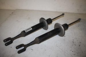 17823836 – 8E0413031DD – Shock absorber kit