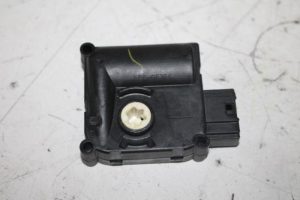 17815847 – 4F0820511A – Heizventil Motor