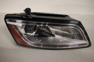 17802491 – 8R0941032B – Koplamp rechts