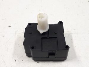 20512595 – 4D0820511A – Heater valve motor