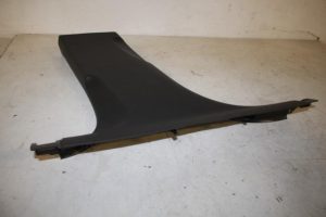 17822286 – 8T8867239A4PK – Stijl midden-links