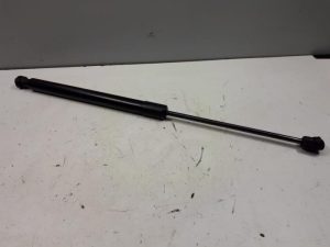 18639950 – 8R0827552A – Gasdemper links-achter