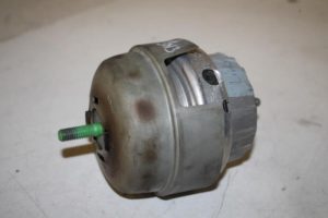 17818764 – 4F0199379AP – Motorsteun